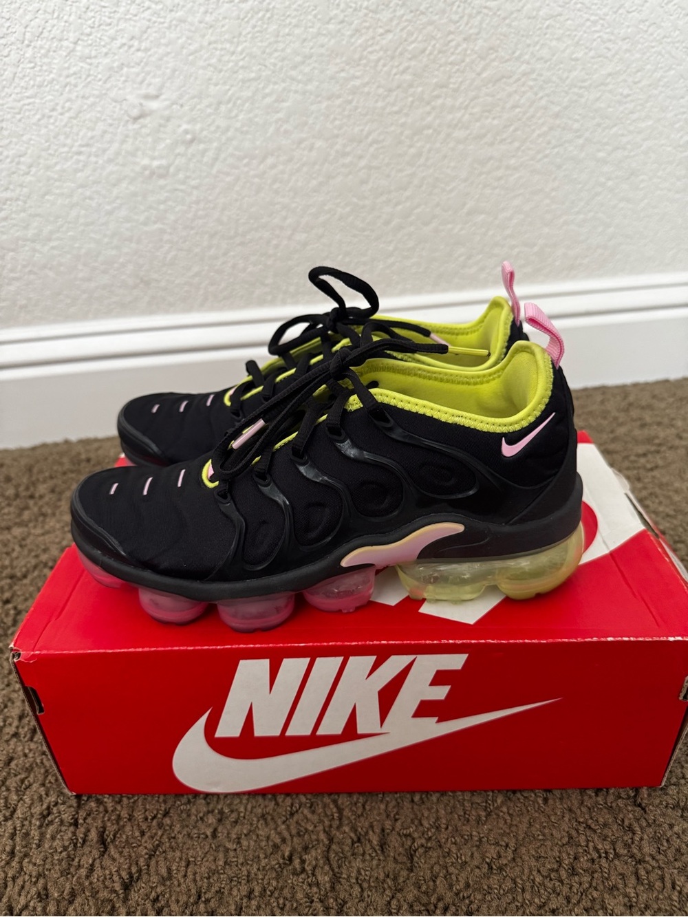 Women’s Nike Vapormax/Size 7.5